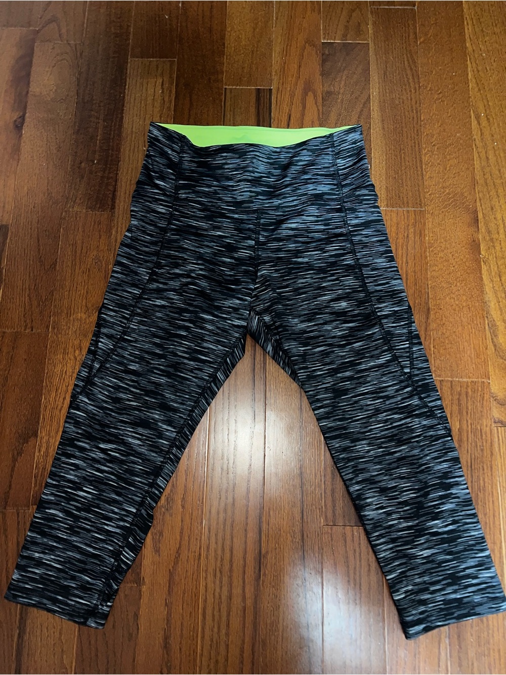 Old Navy Black Space-Dye Leggings with Lime Waistband
